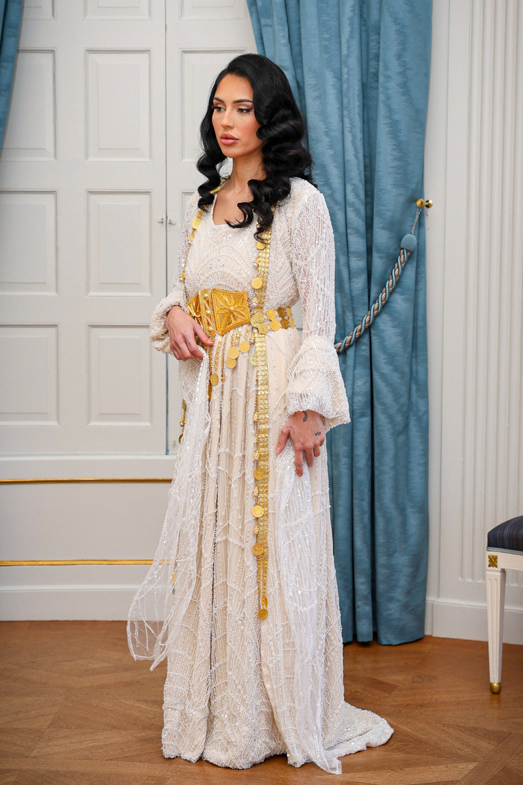 Kurdish dress